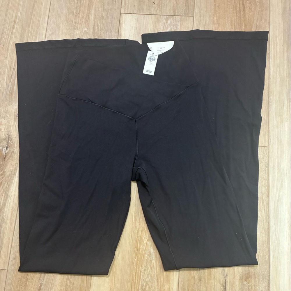 NWT Offline by Aerie Black Flare across Cross front Leggings